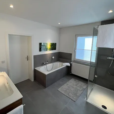 Haus Auf Dem Berg Apartamento *